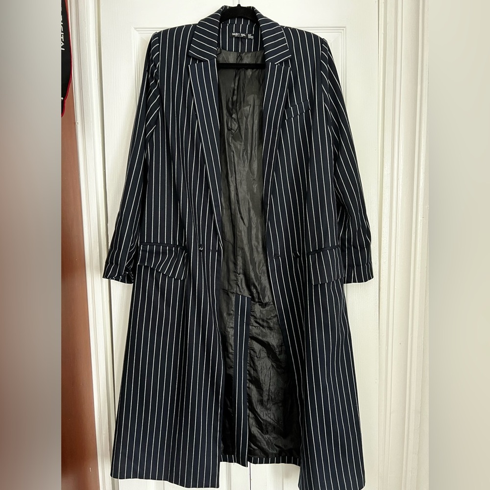 Long navy blue pin striped blazer